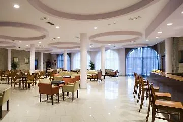 Termas De - La Virgen Otel Cuntis